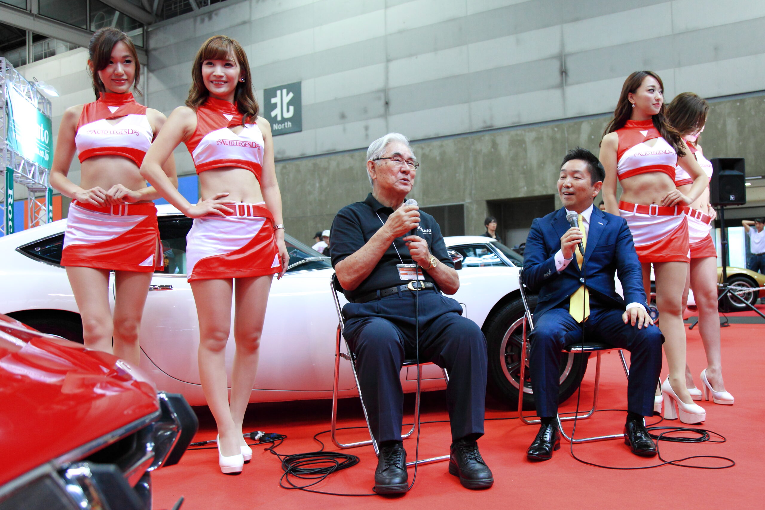 AUTO LEGEND 2017でトヨタ2000GTの開発秘話を語る細谷四方洋氏のトークイベント